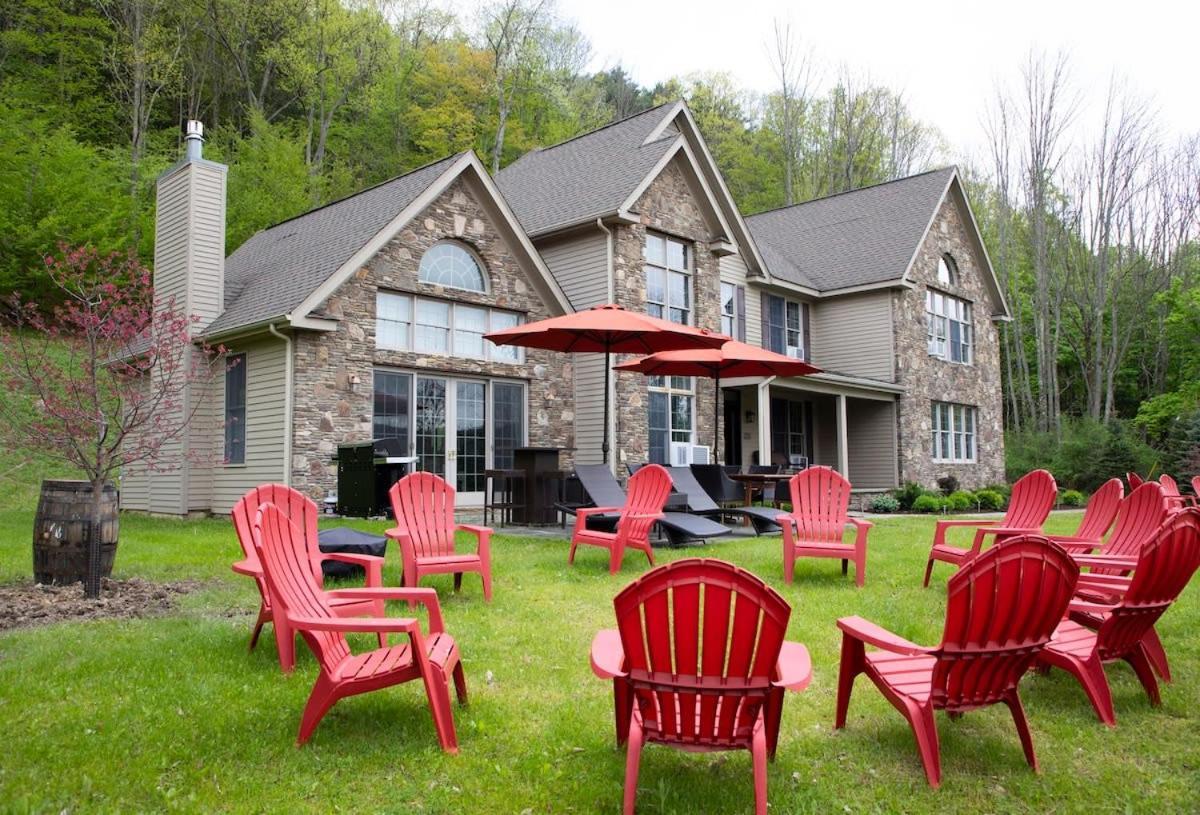 Grand Slam Lake House Cooperstown Dreams Park Exterior photo
